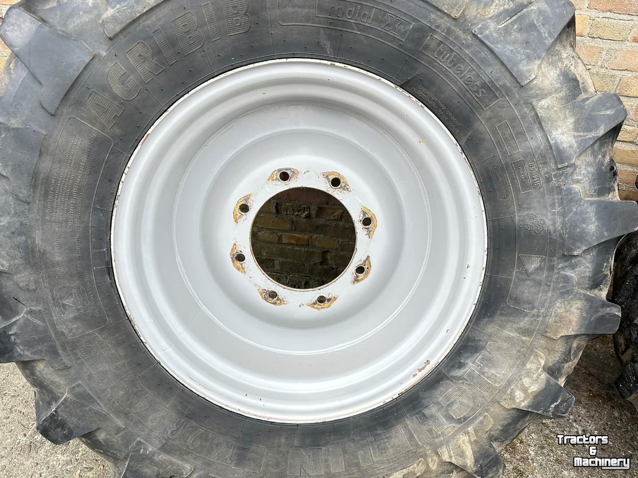 Räder, Reifen, Felgen & Distanzringe Michelin 16.9R24