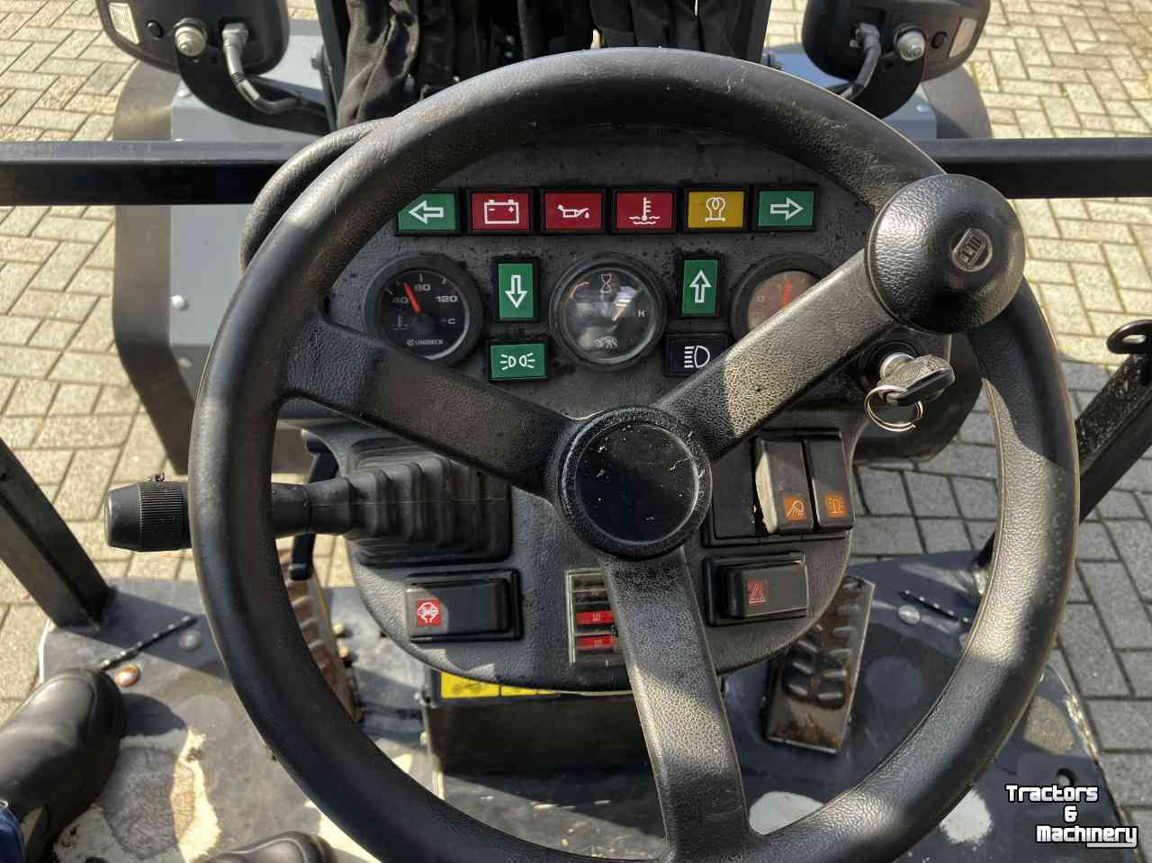 Radlader Giant V4502T