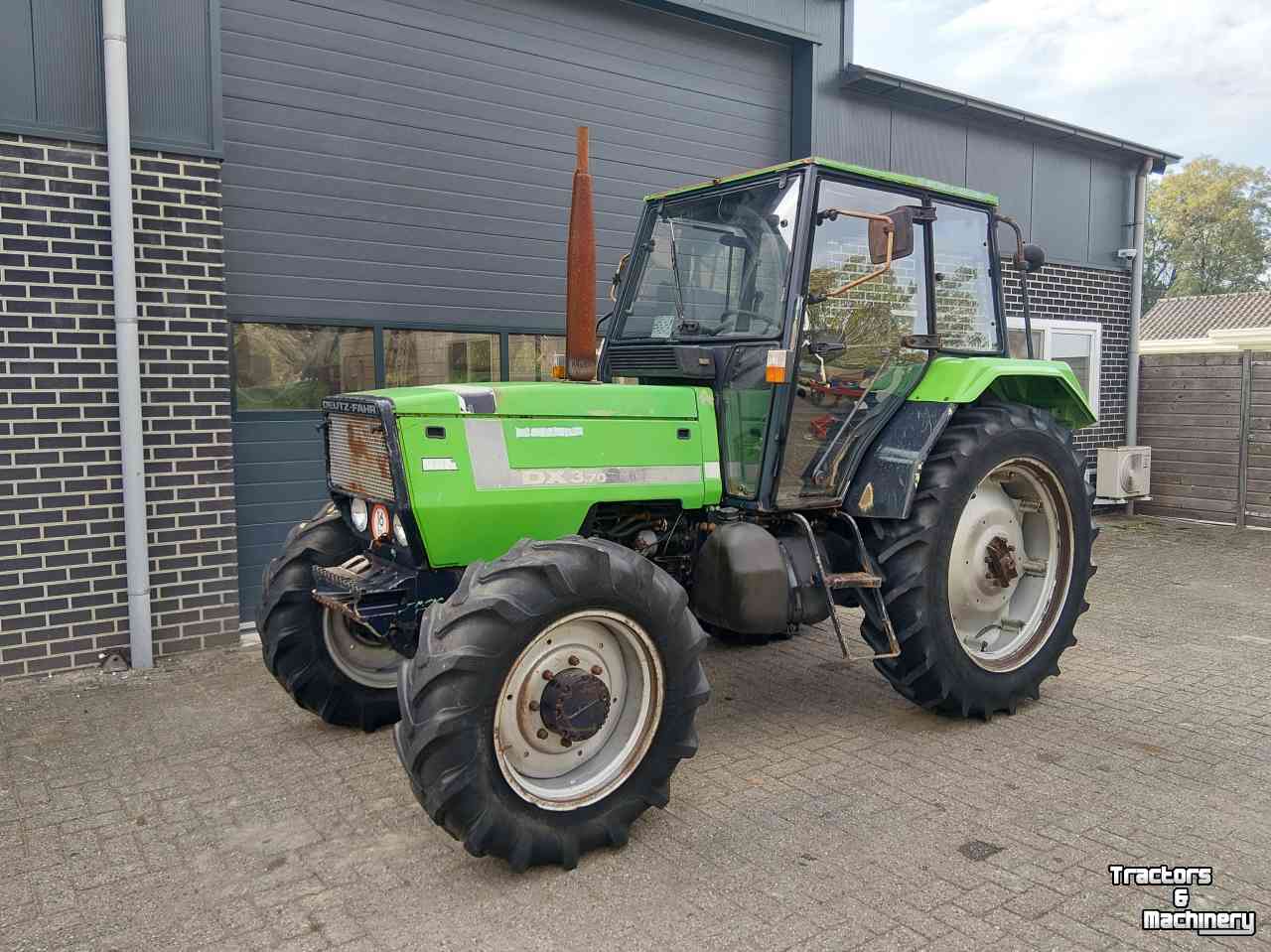 Schlepper / Traktor Deutz-Fahr DX 3.70