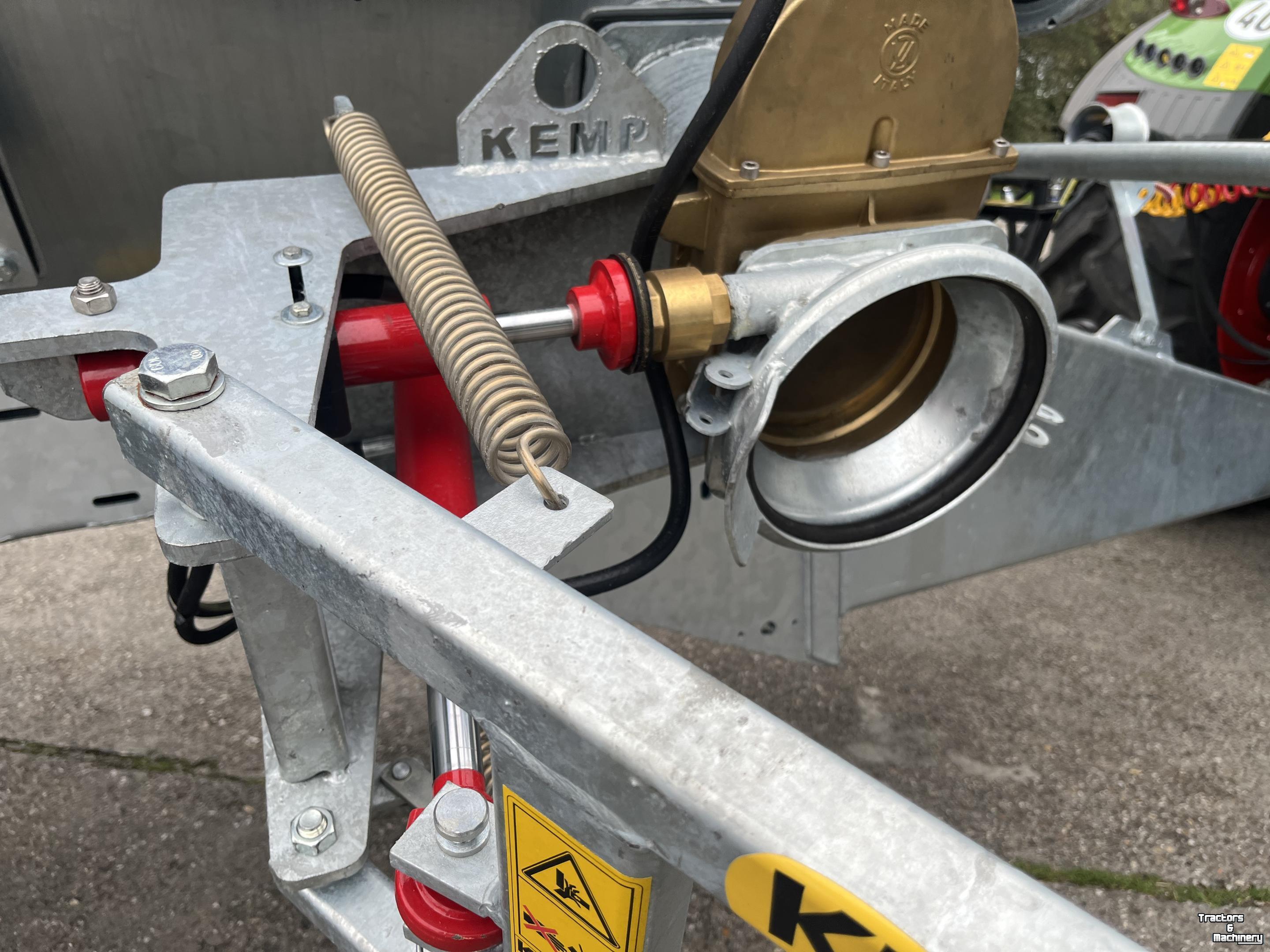 Gülletankwagen / Güllefässer Slootsmid Solid 125 met SZB 720 bemester