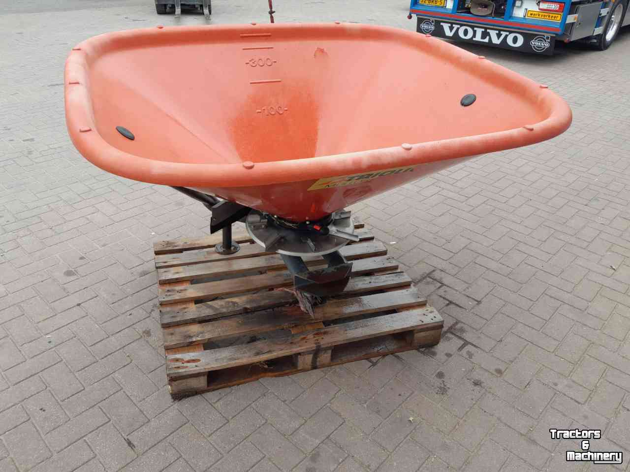 Düngerstreuer Trioliet TS6