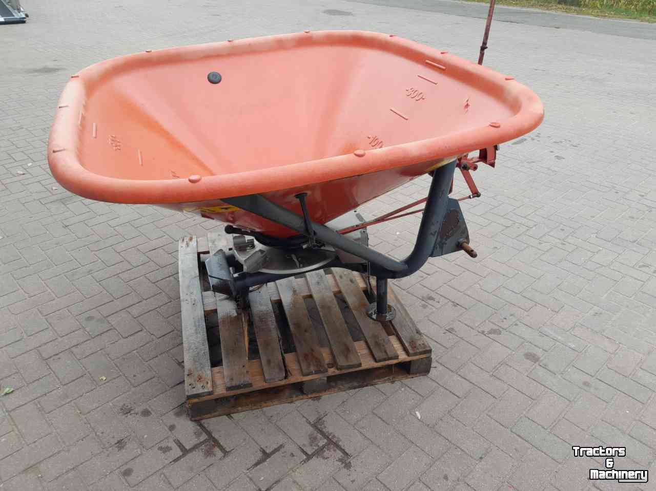Düngerstreuer Trioliet TS6