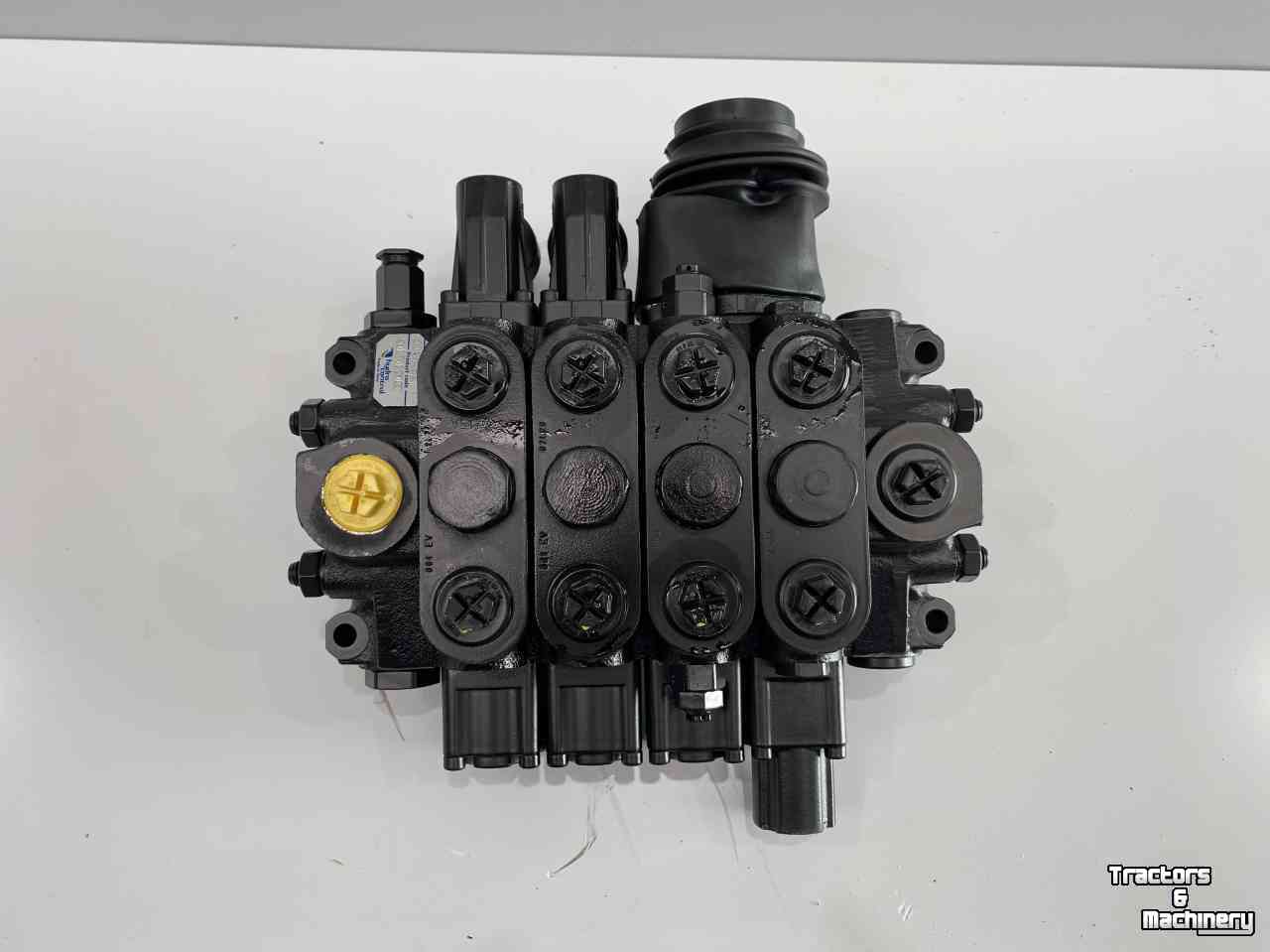 Diverse neue Teile Giant ventielblokken NIEUW V6004tele V5003 G4500 G5000