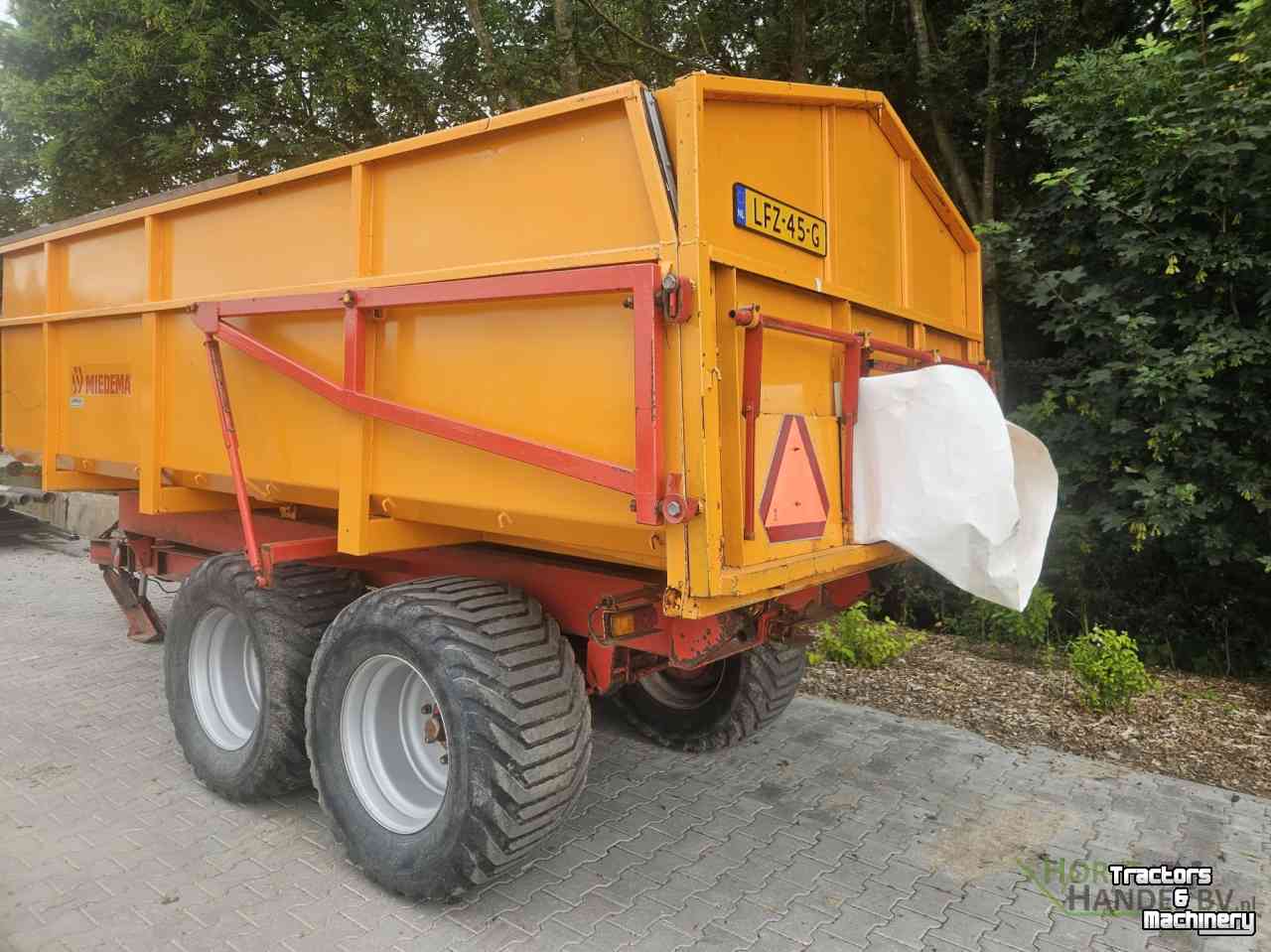 Kipper Miedema HST 100 kieper kipper