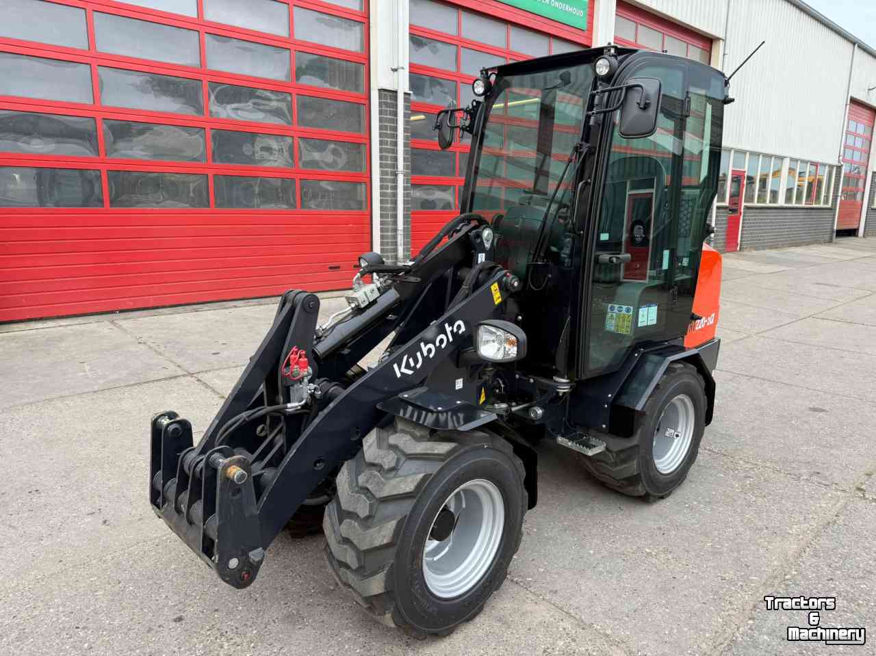 Radlader Kubota RT220-2a nieuw. ( Giant G2300 X-tra HD ) Cabine