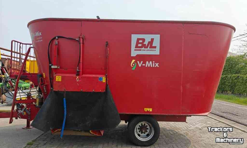 Futtermischwagen Vertikal BVL V-Mix 24 2S