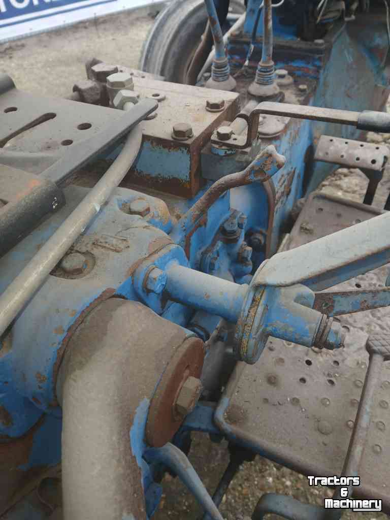 Gartentraktoren Ford 4000