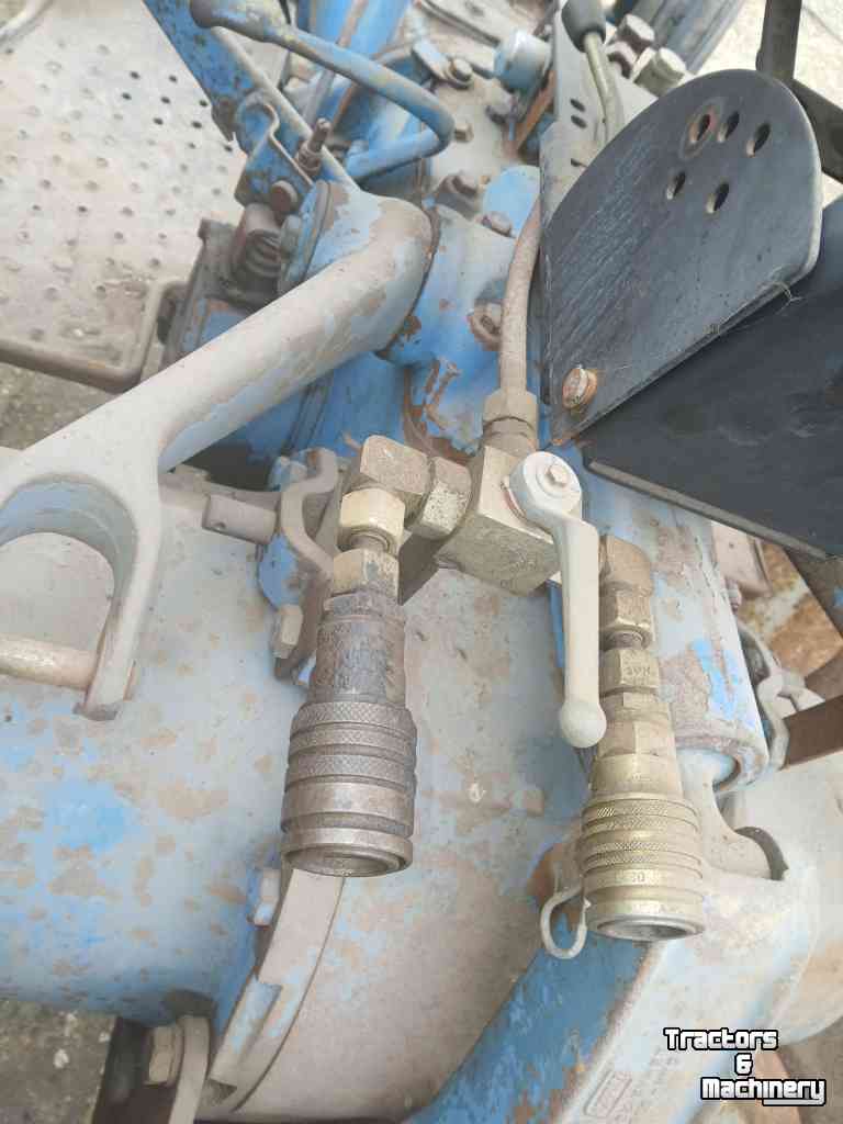 Gartentraktoren Ford 4000