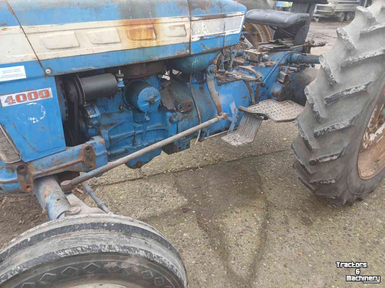 Gartentraktoren Ford 4000