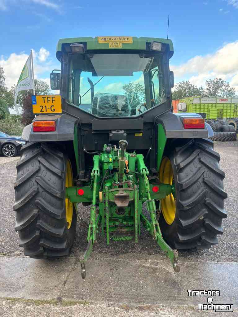 Schlepper / Traktor John Deere 6110