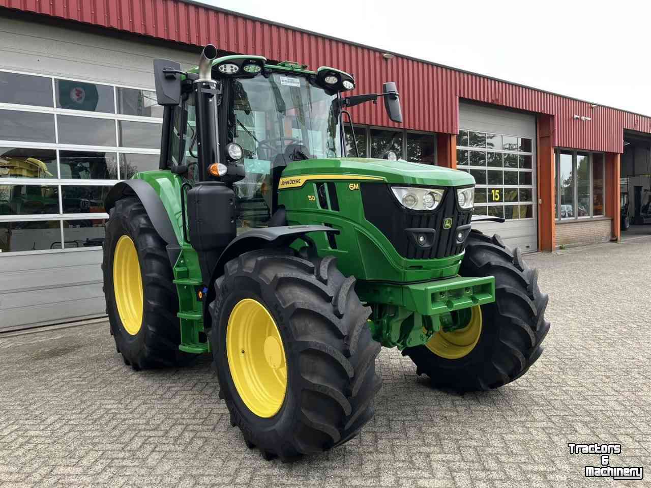 Schlepper / Traktor John Deere 6M 150