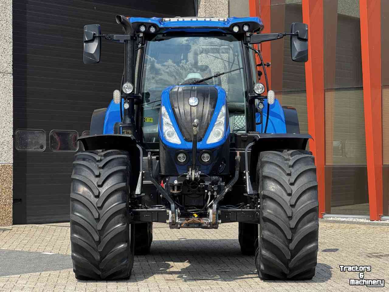 Schlepper / Traktor New Holland T7.225AC vario Stage V  Full options GPS  Lucht Hydr rem
