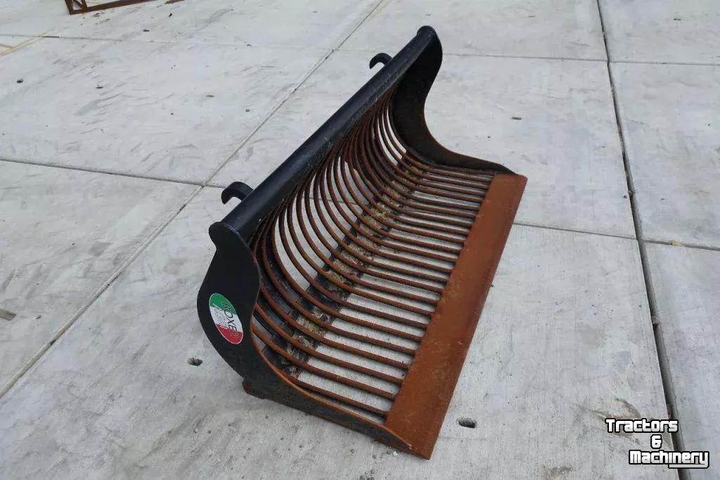 Ladeschaufeln  Diverse shovel, kraan