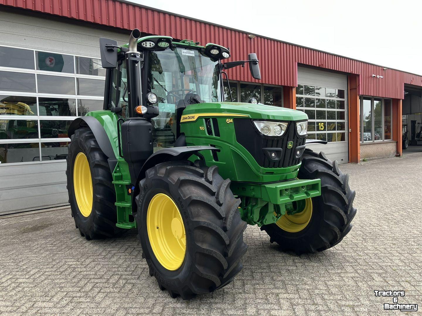 Schlepper / Traktor John Deere 6M 150