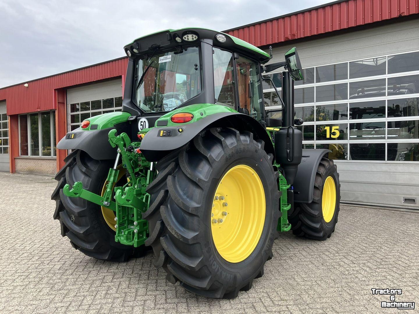 Schlepper / Traktor John Deere 6M 150