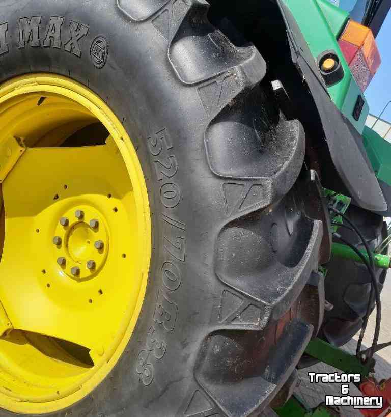 Schlepper / Traktoren John Deere 6400