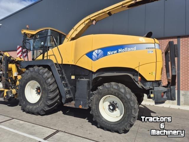 Feldhäcksler New Holland FR9080