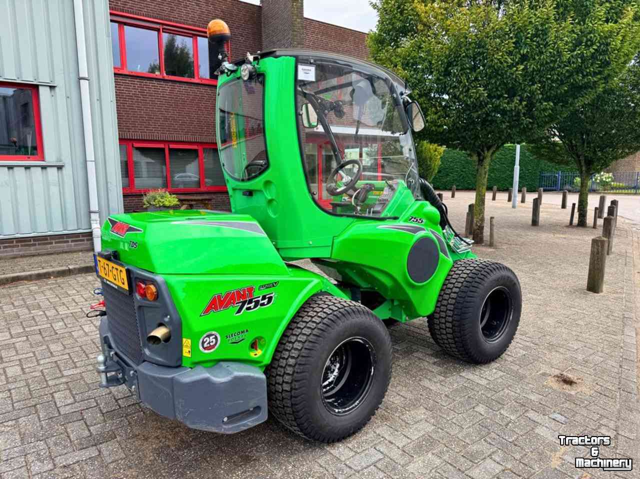 Radlader Avant 755i TDS Stage V Shovel