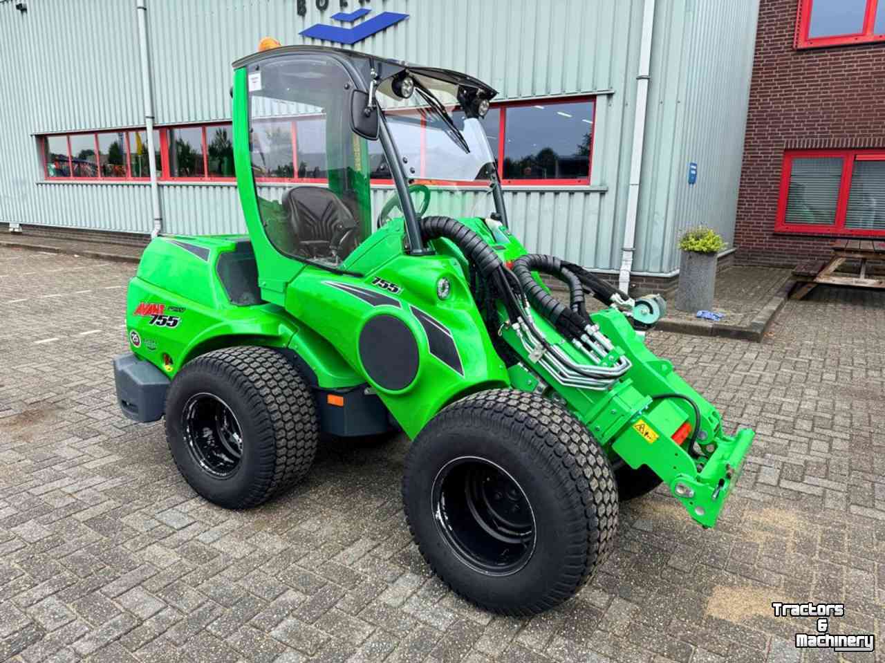 Radlader Avant 755i TDS Stage V Shovel