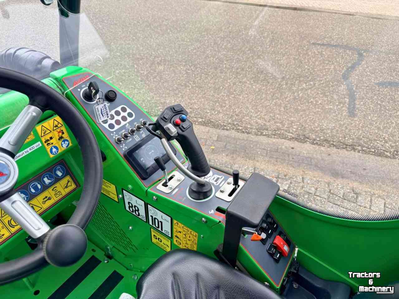 Radlader Avant 755i TDS Stage V Shovel