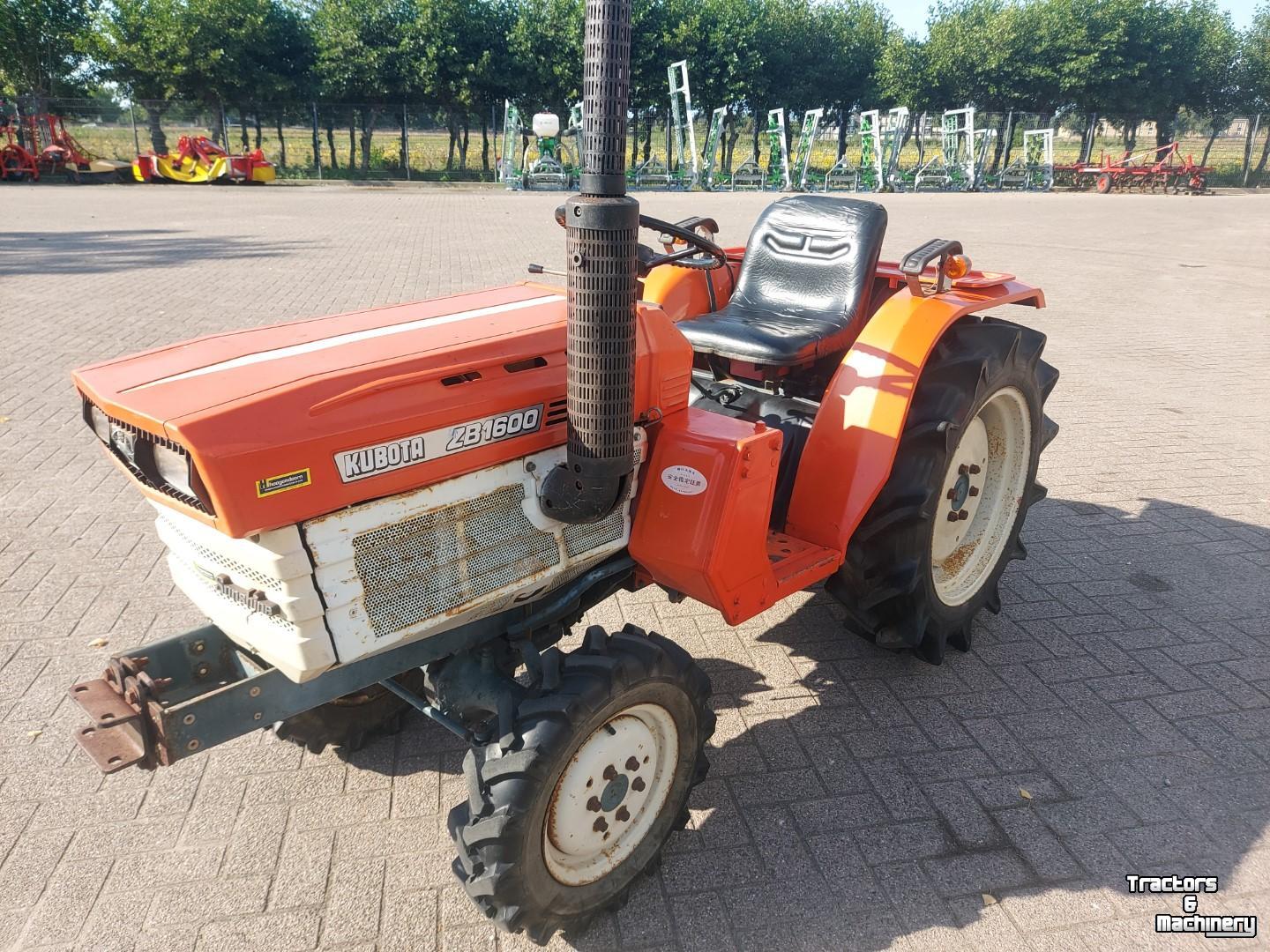 Obsttraktor Kubota B1600