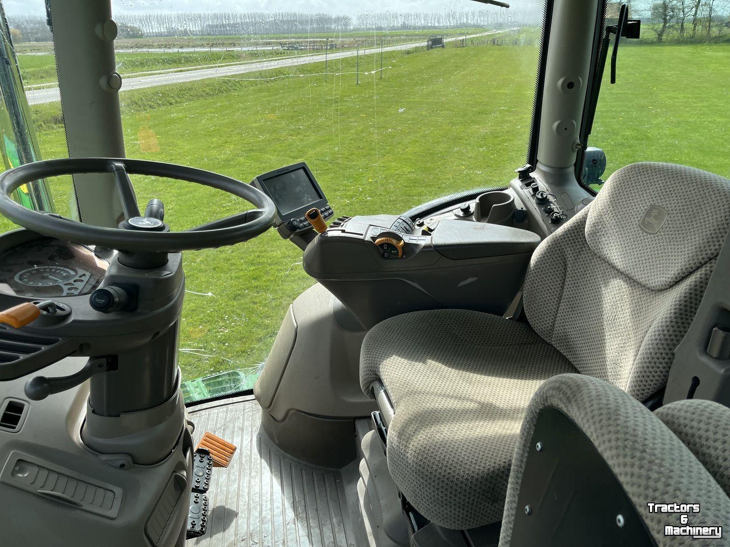 Schlepper / Traktor John Deere 6145R