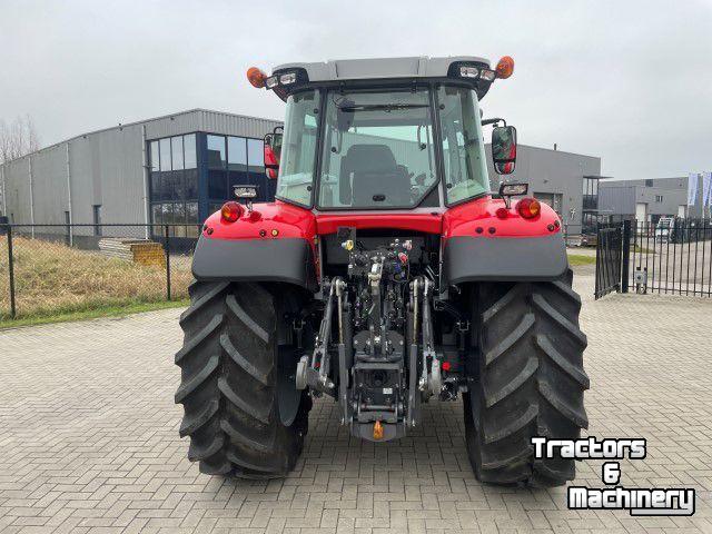 Schlepper / Traktor Massey Ferguson TYPE 6S145 DYNA-6
