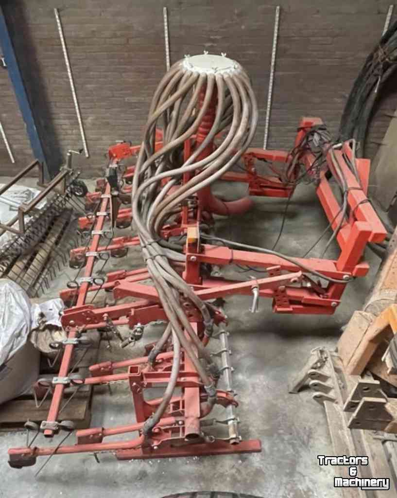 Drillmaschine Kuhn 3 mtr en 3 rijen verstelbaar accord