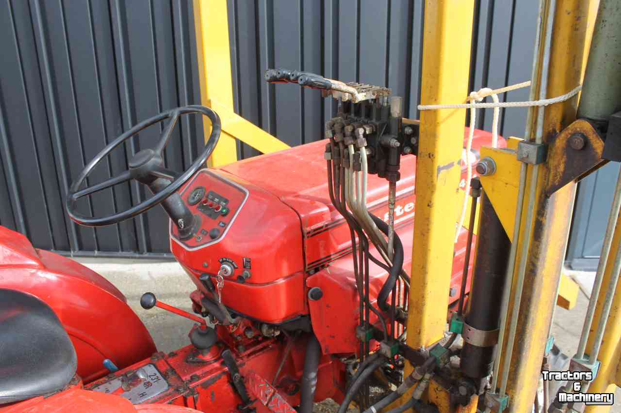 Gartentraktoren  Eastern 184-4 minitrekker minitractor met hydraulische zij-arm (maaiarm)
