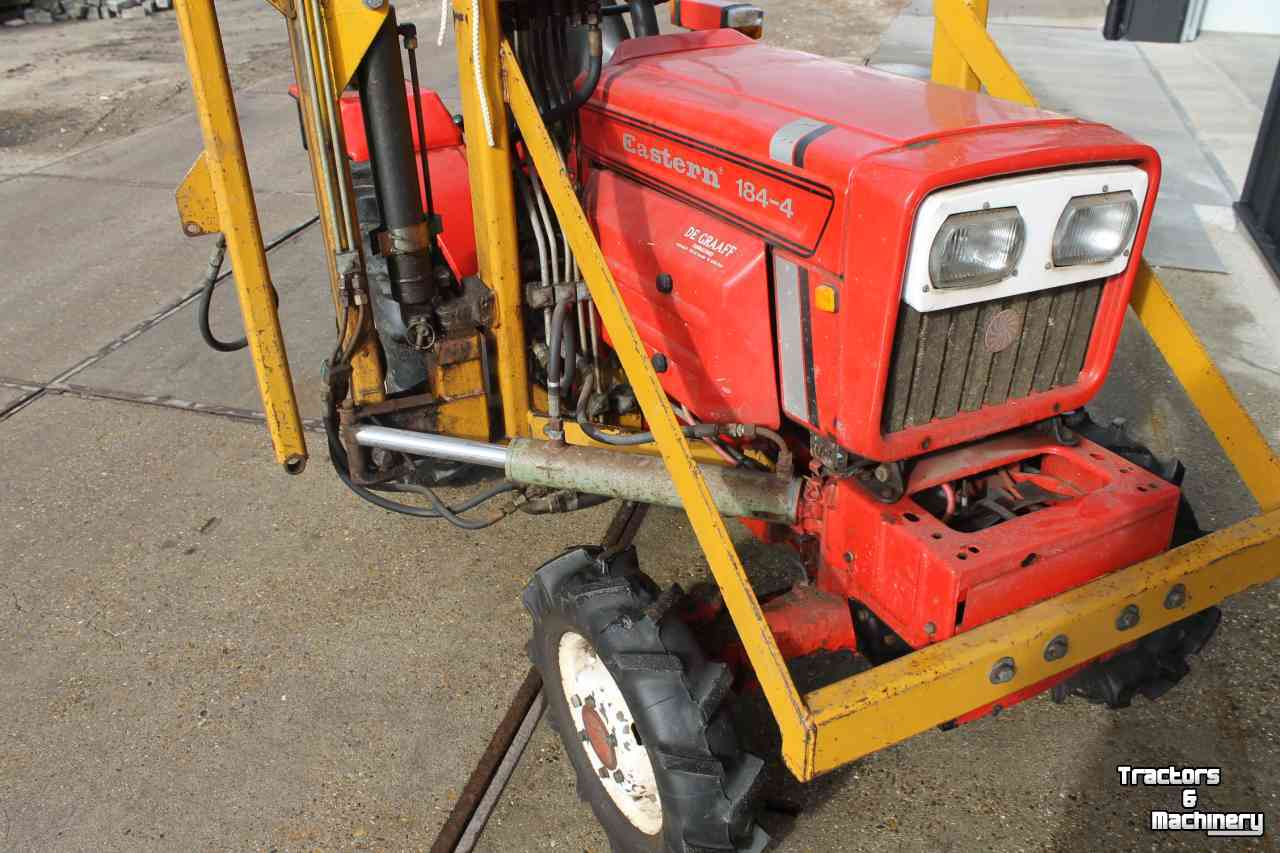 Gartentraktoren  Eastern 184-4 minitrekker minitractor met hydraulische zij-arm (maaiarm)