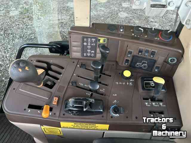 Schlepper / Traktor John Deere 6610