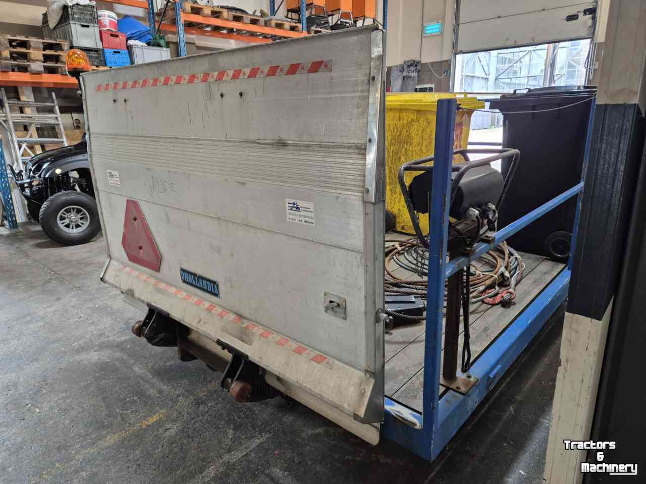 Anhänger  Plateauwagen