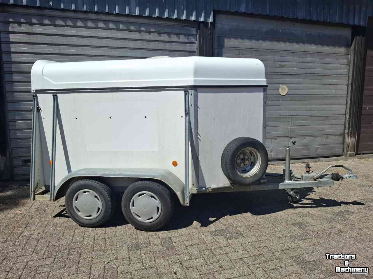 Viehwagen Van Der Sluis Ponytrailer veetrailer schapentrailer paardentrailer trailer