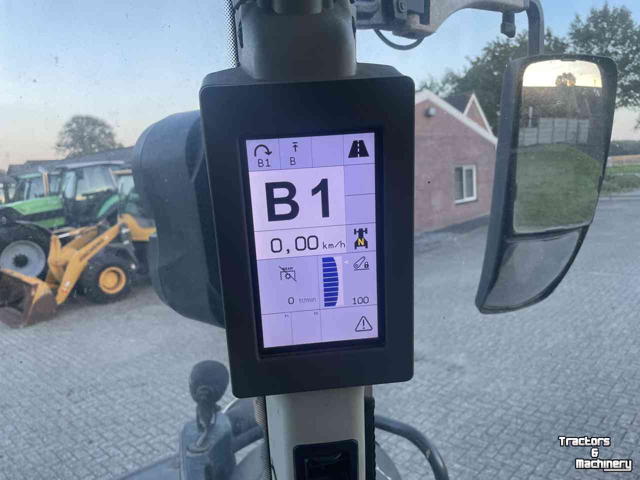 Schlepper / Traktor Claas ARION 530 CIS FR.HEF LUCHTDRUK BJ.2018