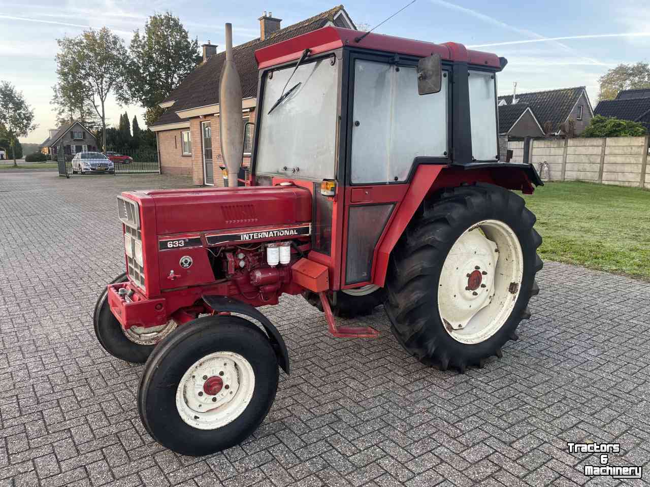 Schlepper / Traktor International 633 + stuurbekrachtiging !!
