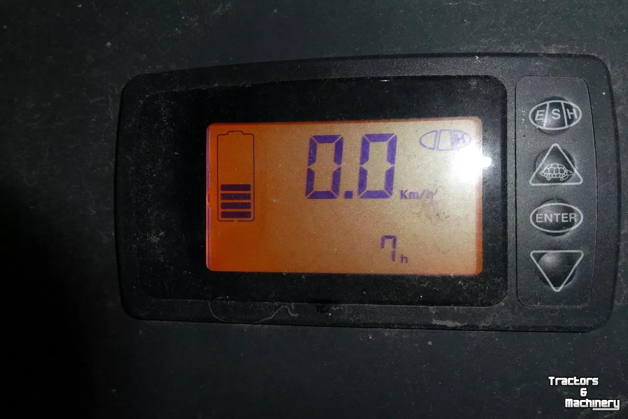 Gabelstapler Baoli Elektrisch Overjarig weinig uren!! Lease &euro; 315,-- p/m* KBE30