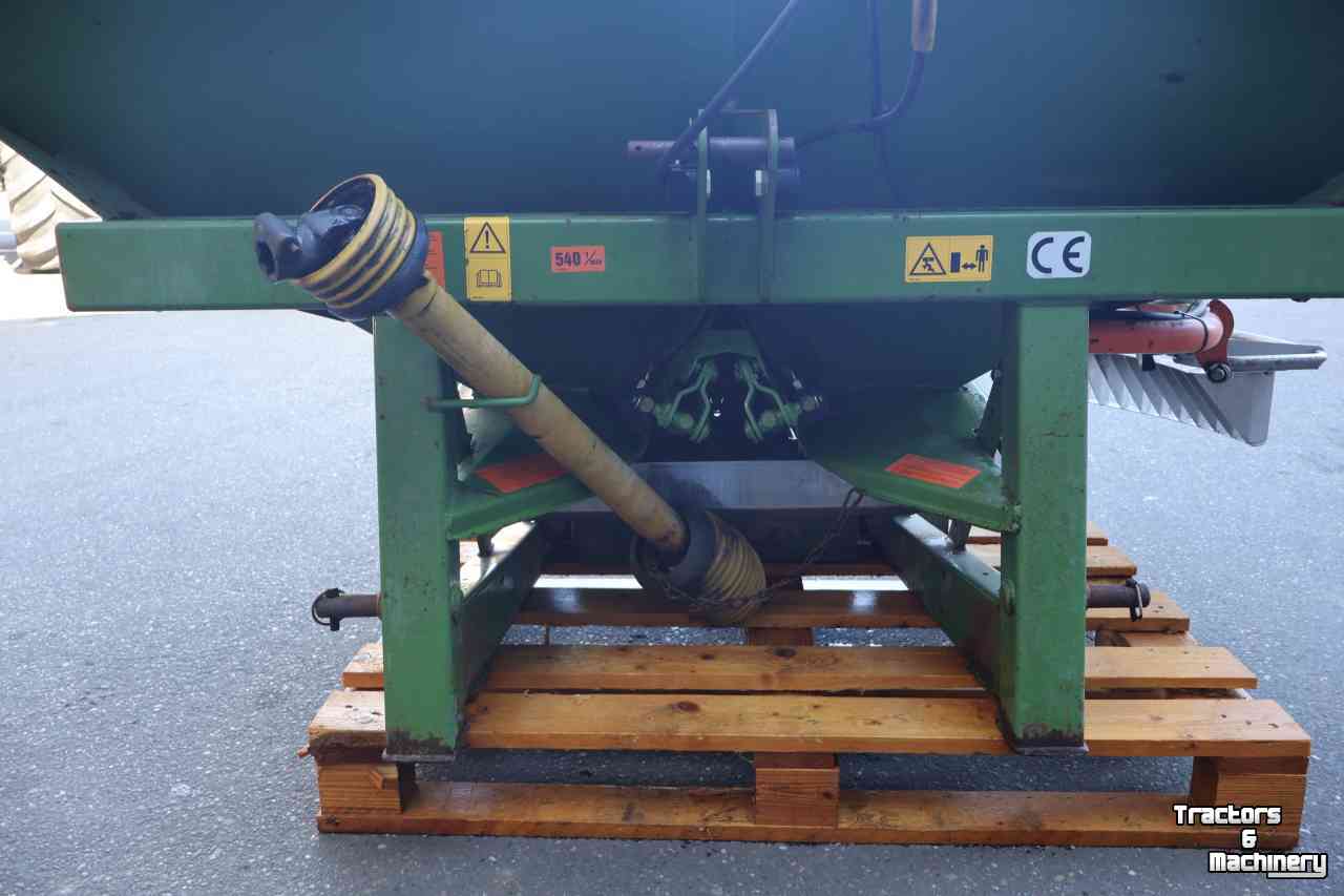 Düngerstreuer Amazone ZA-X Perfect