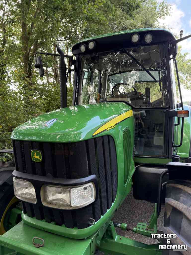 Schlepper / Traktor John Deere 6220 AQ