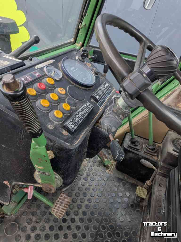 Schlepper / Traktor Fendt 611 LSA