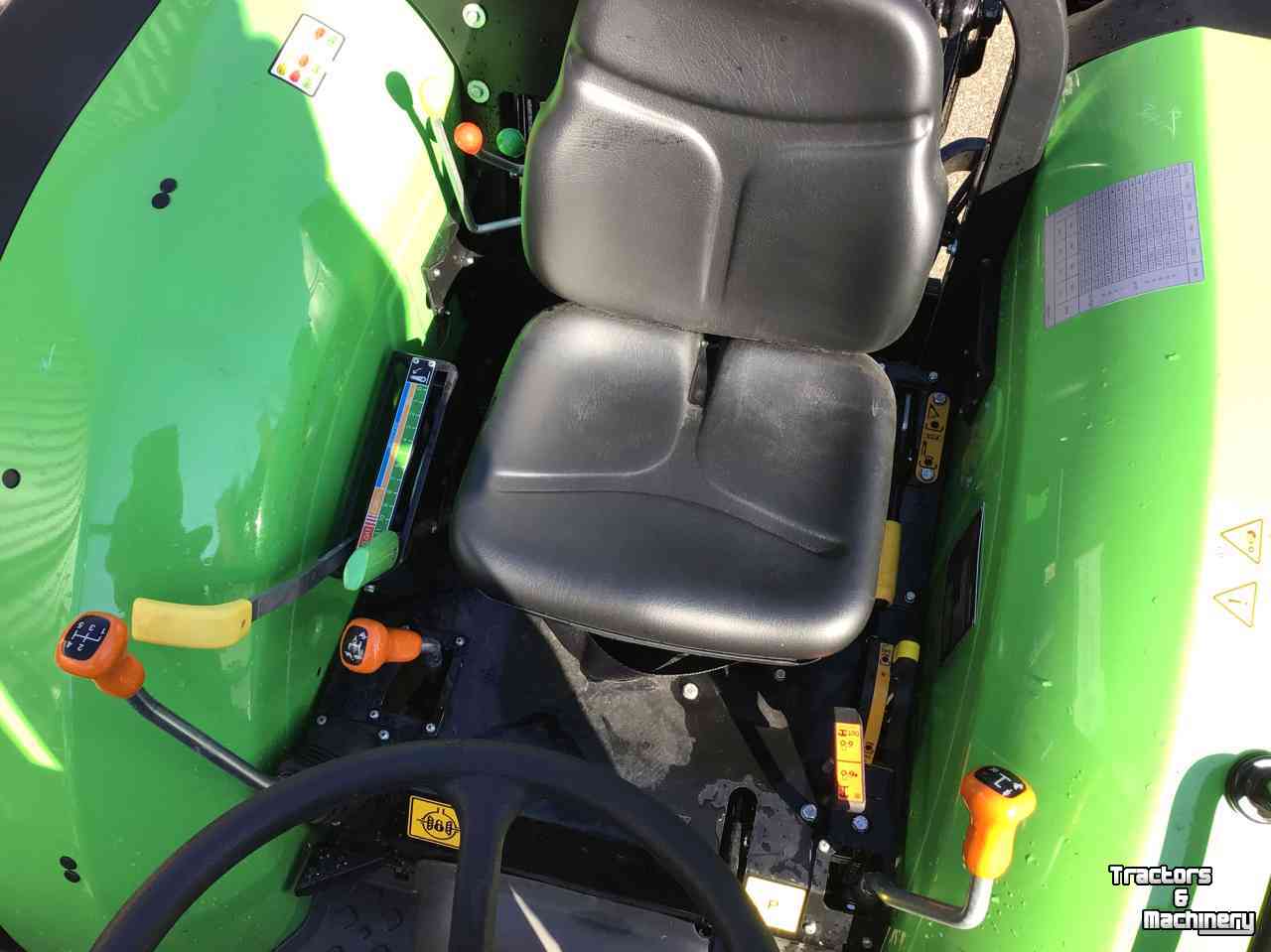 Schlepper / Traktor Deutz-Fahr 5080 DF Keyline (Kruipgang)