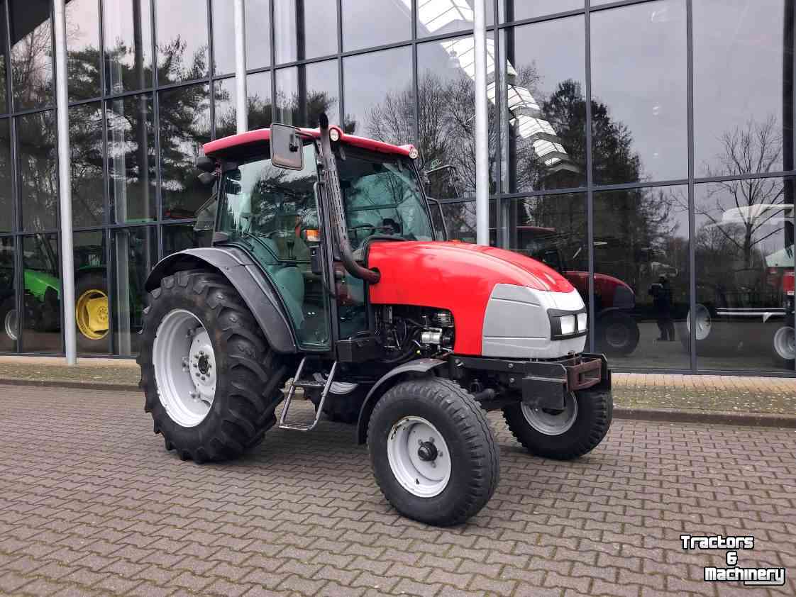 Schlepper / Traktor McCormick C-100 MAX