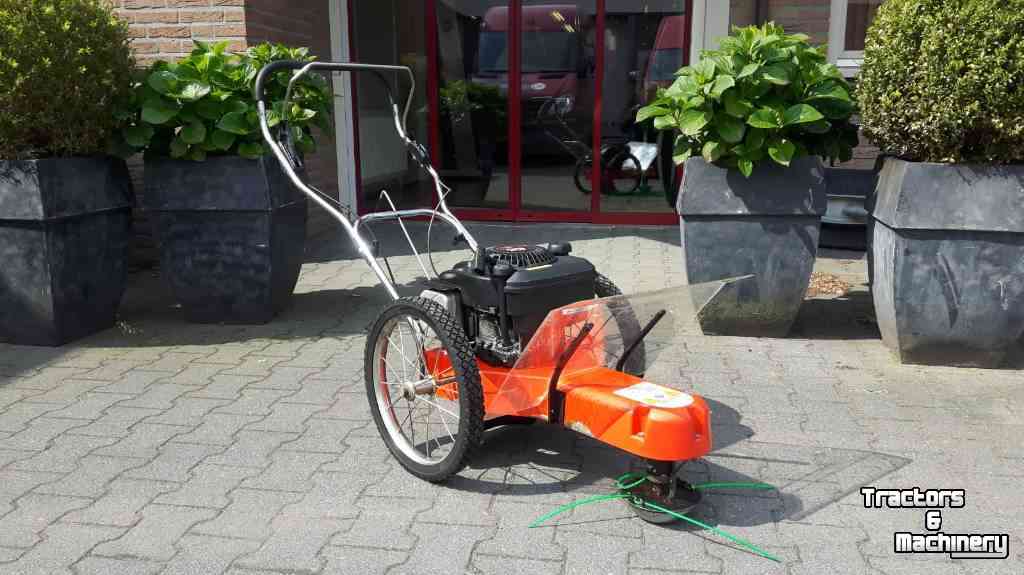 Handgeführte Rasenmäher Honda B&S 6PK Grastrimmer