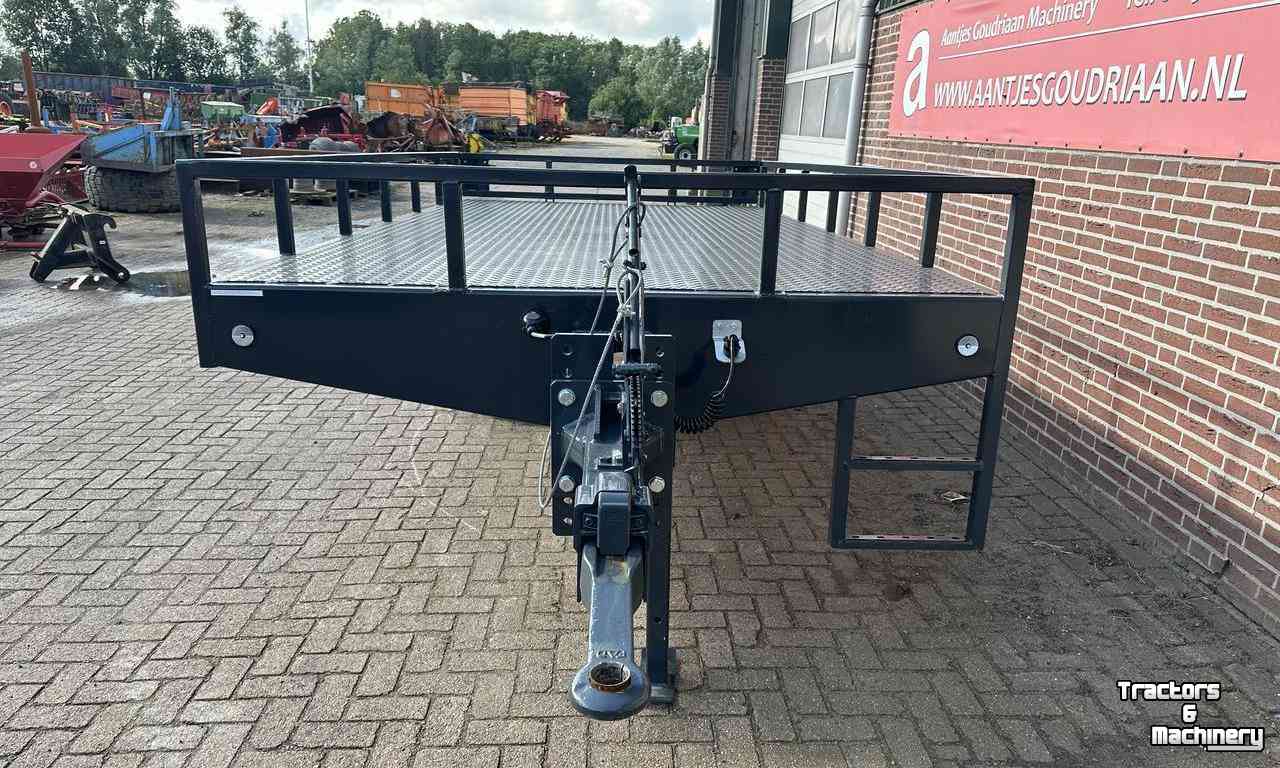 Sonstige Baumaschinen, Erdbewegungsmaschinen und Zubehör  Bakkenwagen 3.5 Ton Nieuw