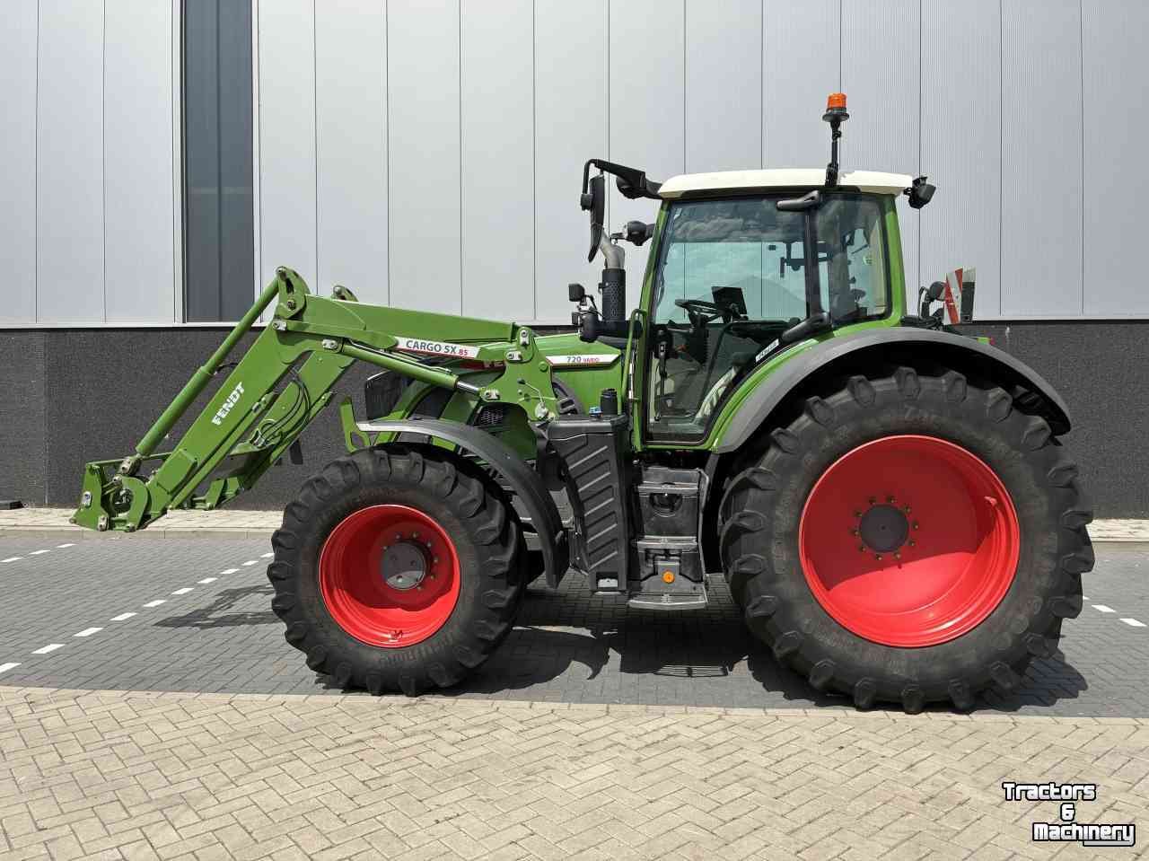 Schlepper / Traktor Fendt 720 Gen6 Power met Cargo 5X85