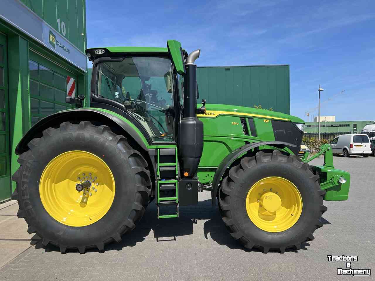 Schlepper / Traktor John Deere 6R 250