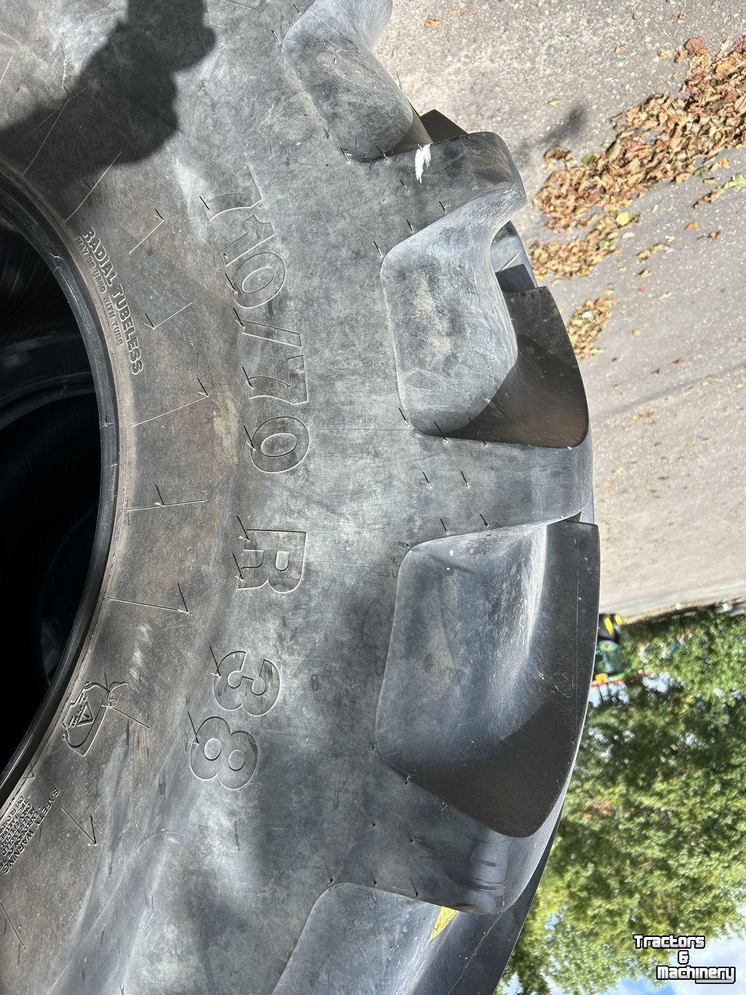 Räder, Reifen, Felgen & Distanzringe Vredestein 710/70R38 EN 600/65R28 wielen