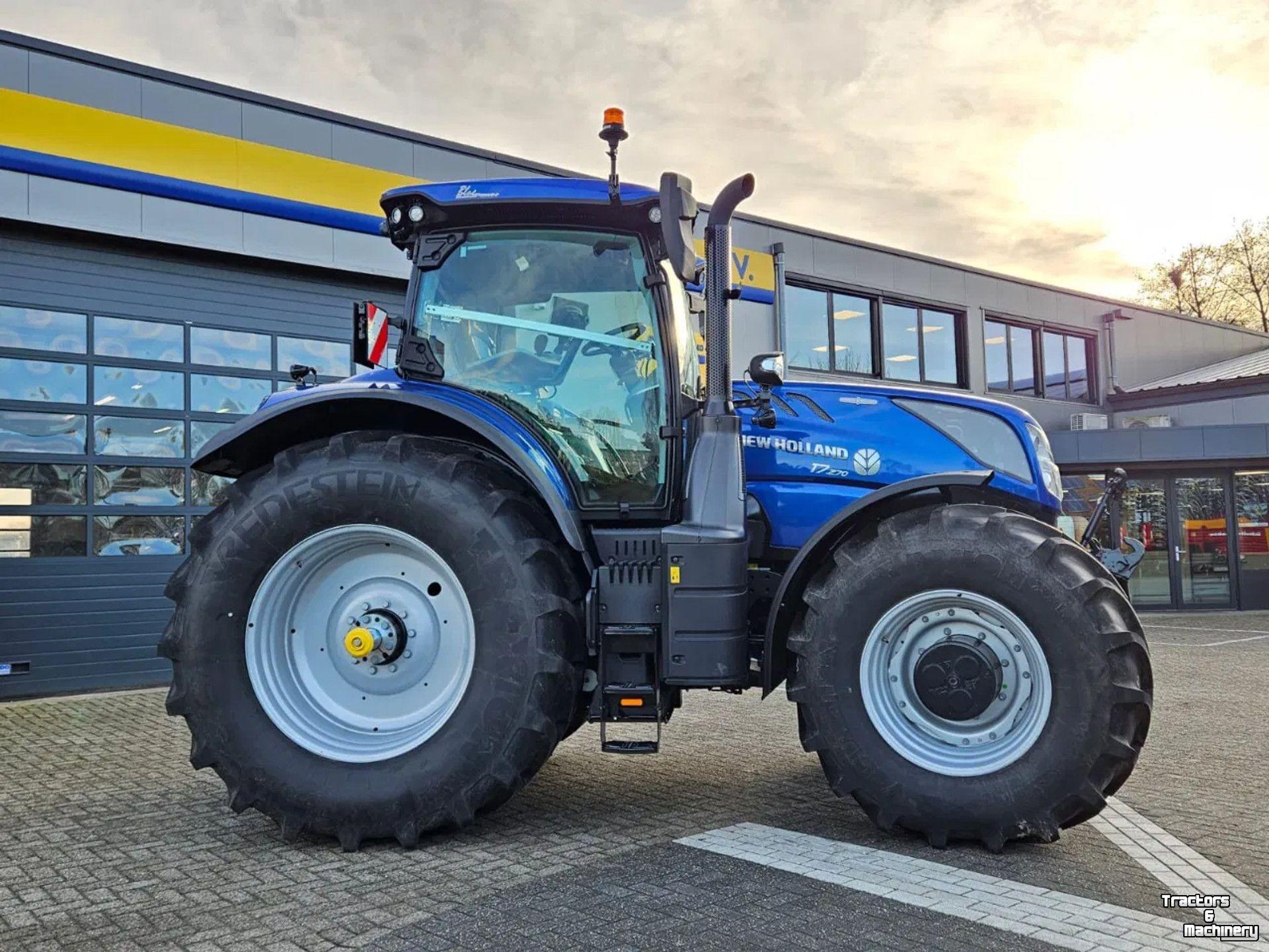 Schlepper / Traktor New Holland T7.270 AutoCommand New Gen