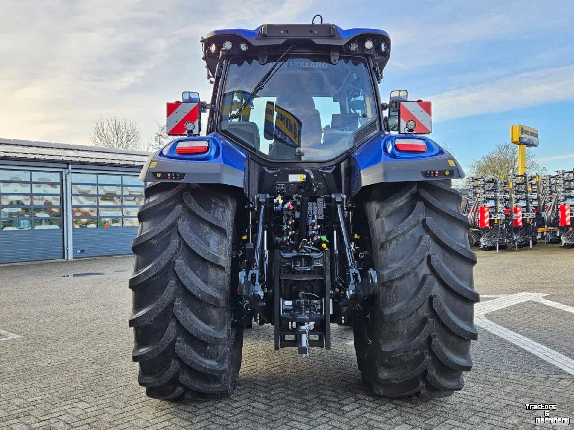 Schlepper / Traktor New Holland T7.270 AutoCommand New Gen