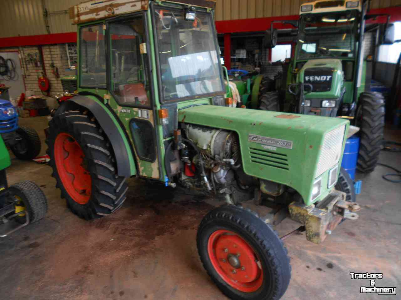 Obsttraktor Fendt 203 p