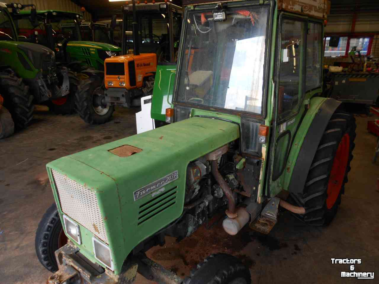 Obsttraktor Fendt 203 p